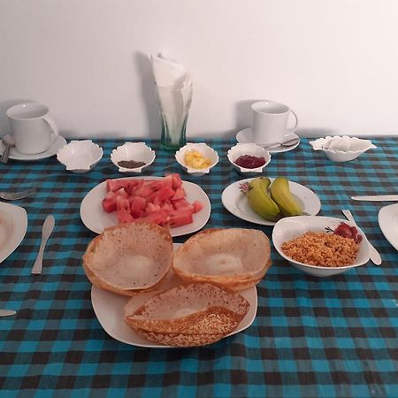 מלון גאלה Nisala Guest מראה חיצוני תמונה